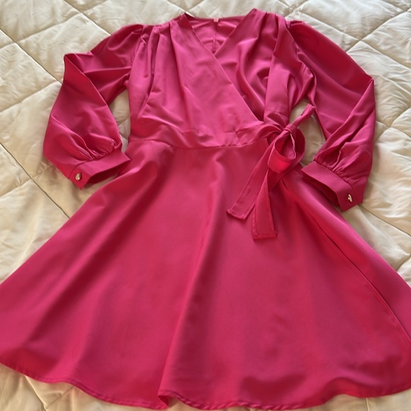 New Without Tag Barbie Pink Wrap Dress Long Sleeves Gold Buttoned Cuff Small - Picture 10 of 17